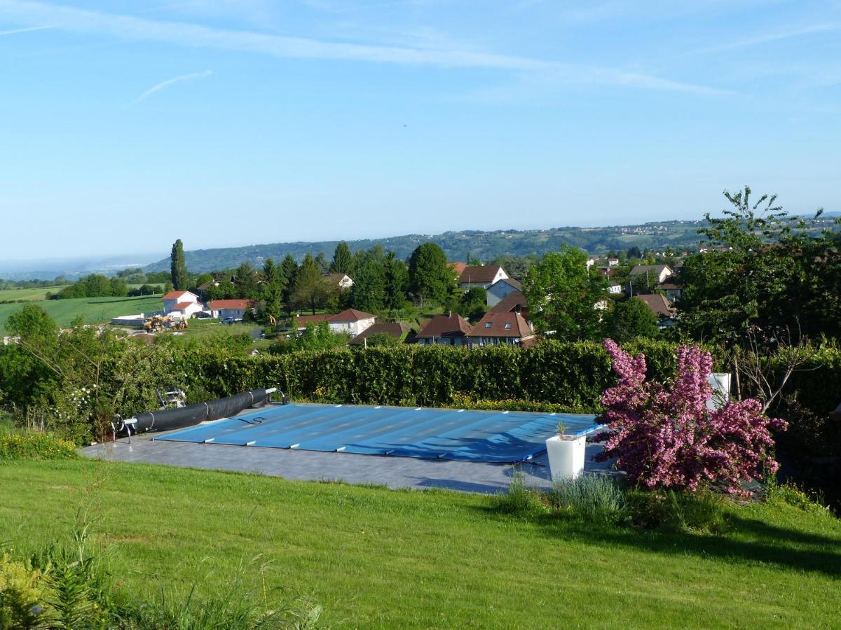 Bed and Breakfast Les Enselmes Montagnieu  Zewnętrze zdjęcie